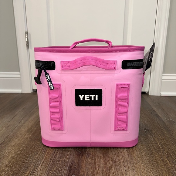 NWT Yeti Hopper Flip 13 Soft Cooler Power Pink Limited Edition - Picture 2 of 5